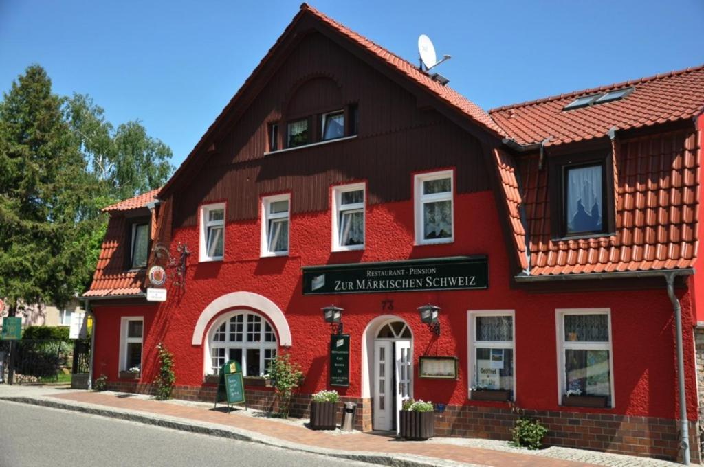 Hotel & Restaurant Maerkische Schweiz Buckow Exterior foto